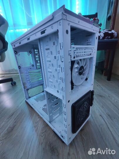 Корпус cooler master cm690