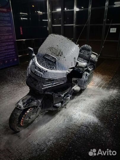 Honda gl 1500 gold wing