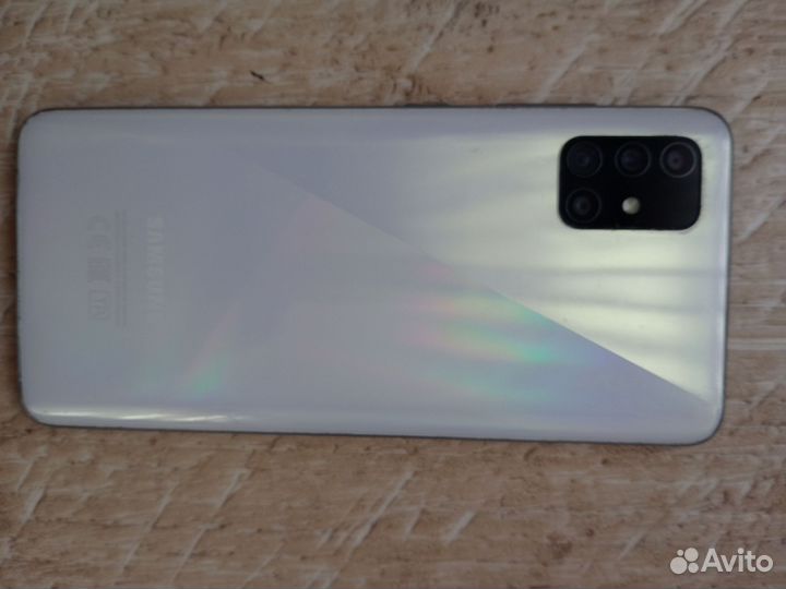 Samsung Galaxy A51, 4/64 ГБ