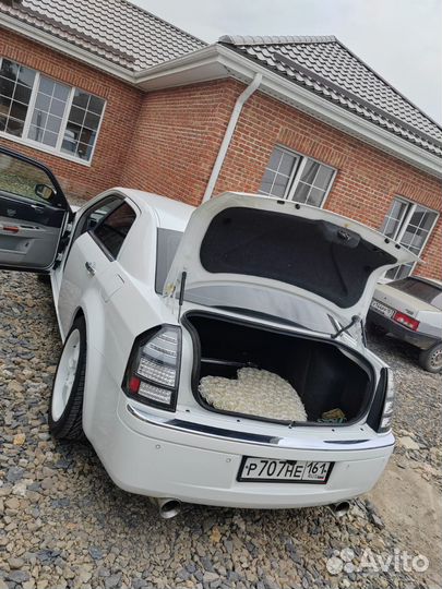 Аренда авто на свадьбу Chrysler 300c