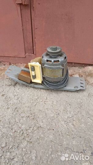 Электродвигатель от стиральной машины