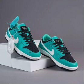 Кроссовки Nike tiffany