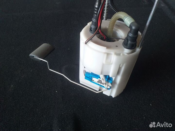 Насос топливный Hyundai Santa Fe CM 2.4 2WD 2010г