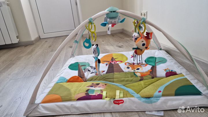 Развивающий коврик Tiny Love 