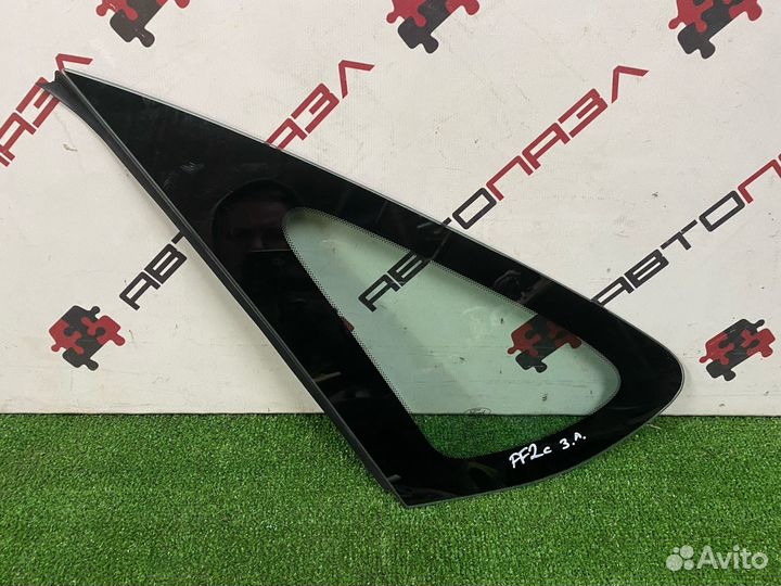 Глухое стекло форточка Ford focus 2