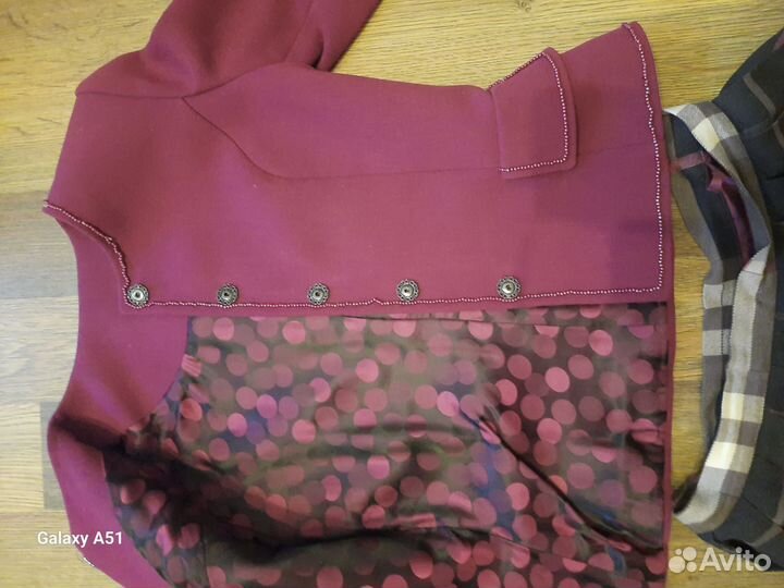 Костюм женский