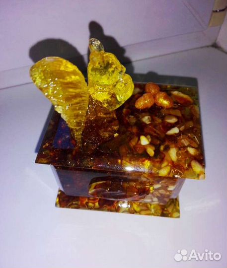 Шкатулка белка янтарь Калининград