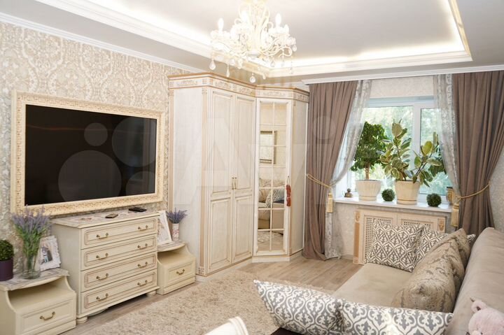3-к. квартира, 73 м², 3/10 эт.