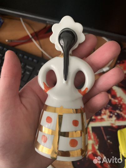 Фарфоровая фигурка Дулево