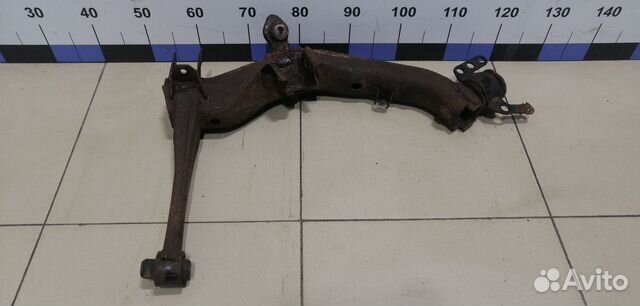Рычаг задний нижний левый Avensis II 2003-2008