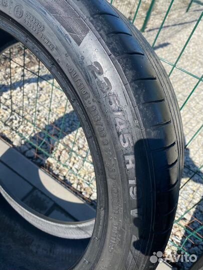 Continental ContiSportContact 5 SUV 235/45 R19