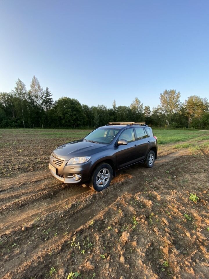 Toyota RAV4: фото владельца