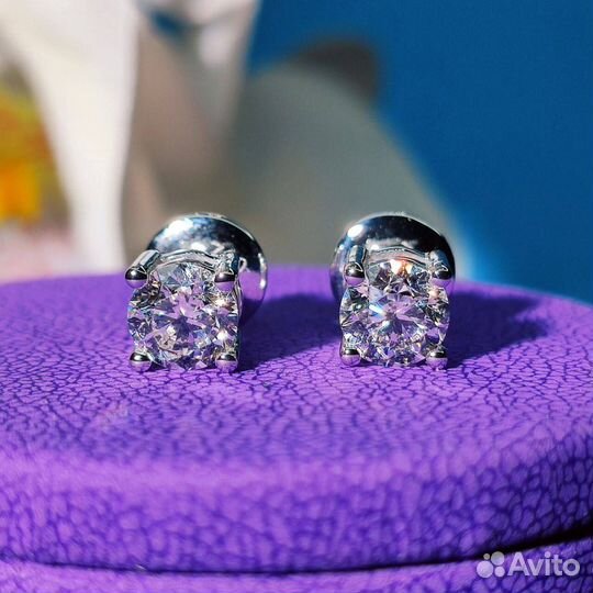 Серьги пусеты с бриллиантом CVD 1.53 карат
