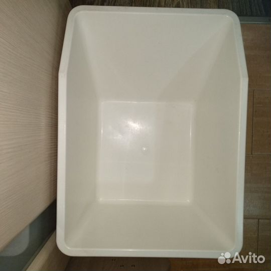 Контейнер Икеа с откидной крышкой