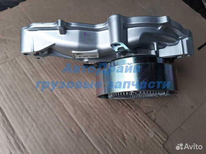 Помпа Вольво FH D13 и Рено Магнум (насос водяной)