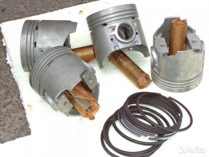 Поршни с пальцами и кольцами