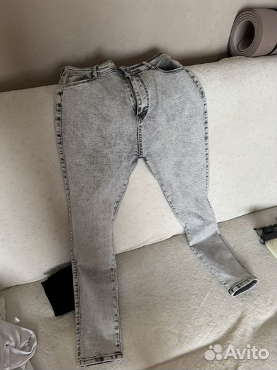 Отдам женские вещи