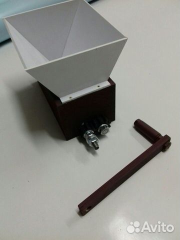 Мельница для солода.Двухвальцовая мельниц