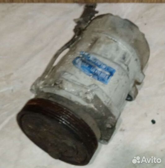 Компрессор кондиционера Skoda Octavia tour