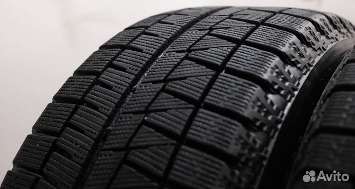 Bridgestone Blizzak Revo GZ 205/60 R16 92S