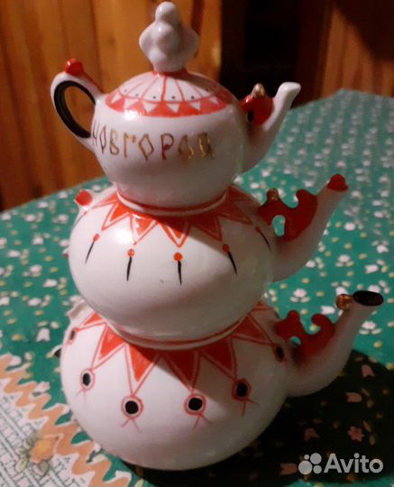 Статуэтка фарфор