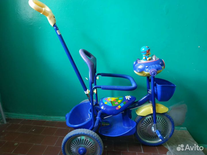 Детский велосипед с родительской ручкой