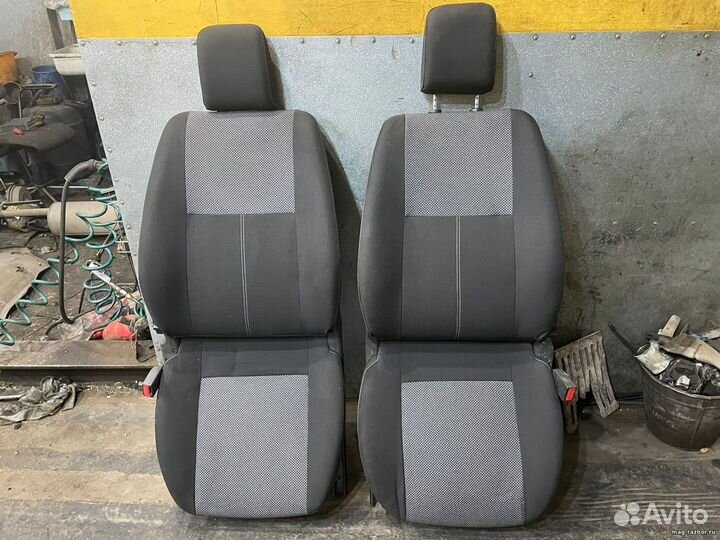 Сиденья LADA Granta I (11 - 18) передние (пара)