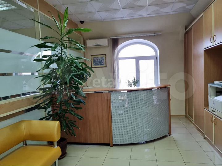 Офис в центре с мебелью, 247 м²