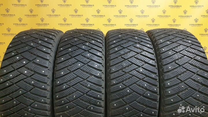 Goodyear Ultragrip Ice Arctic 215/55 R16 97T