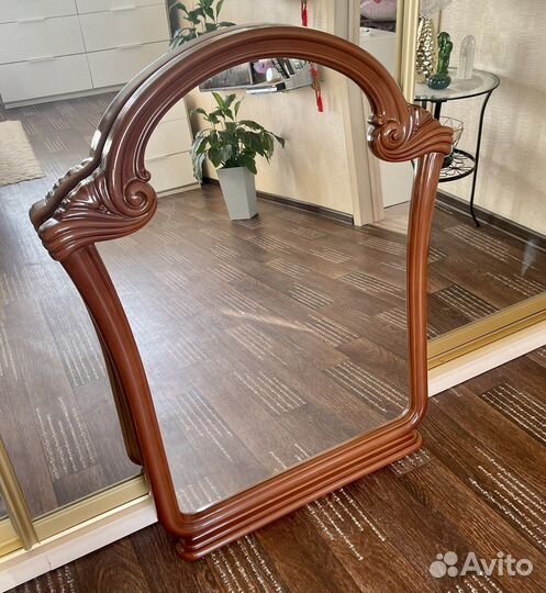 Зеркало от итальянского гарнитура