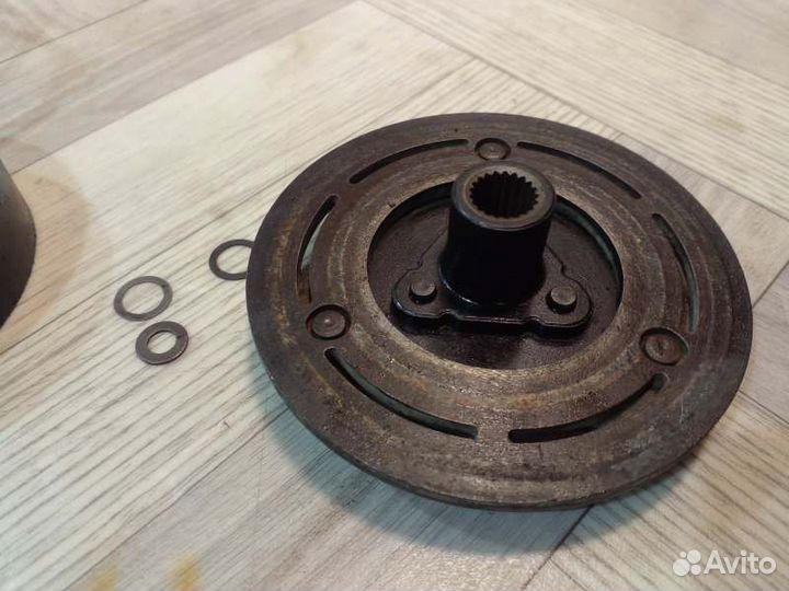 Муфта шкив компрессора кондиционера Kia Spectra