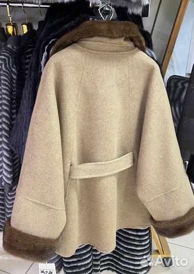 Пальто шерсть 100% с норкой