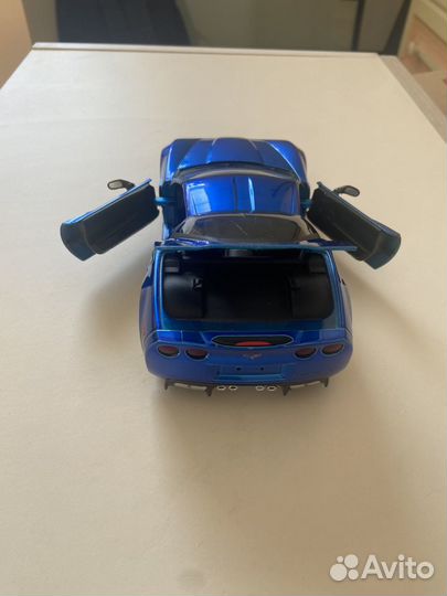 Модель Jada Toys Corvette z06 1/24