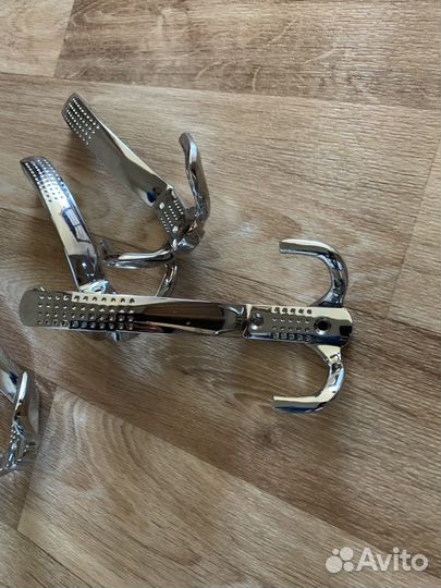 Крючки для одежды