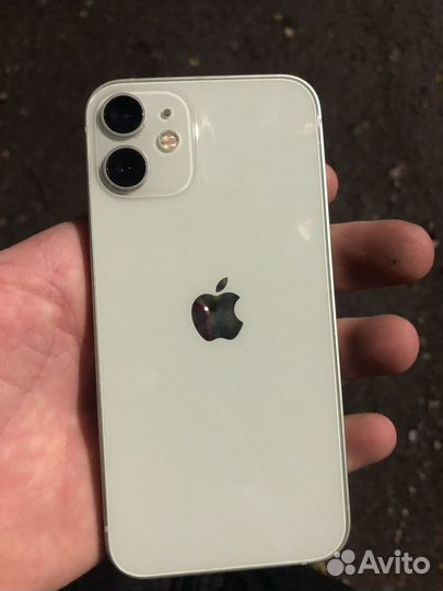 iPhone 12 mini, 64 ГБ