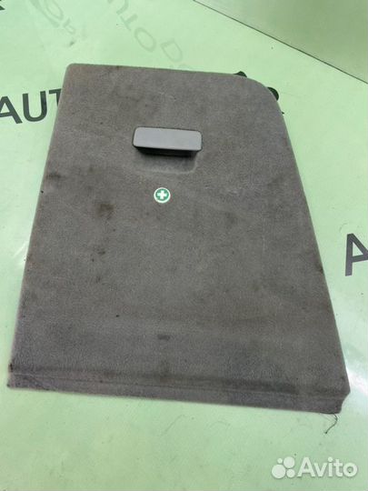 Обшивка багажника Volkswagen Touareg 7L рест. 2