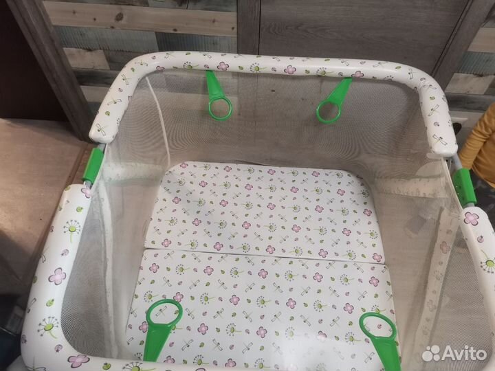 Манеж детский складной