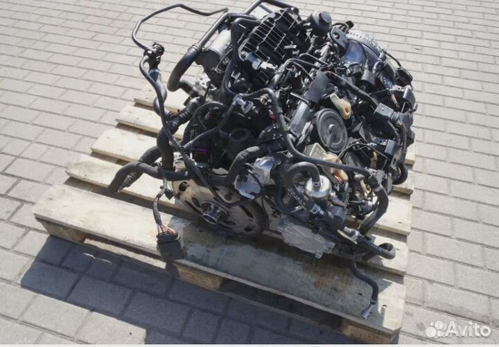 Двигатель Audi A4 8W 2.0 CYR cyrb