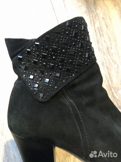 Ботильоны из натуральной замши