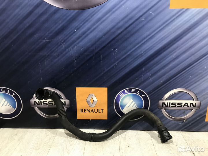 Патрубок интеркулера Renault duster