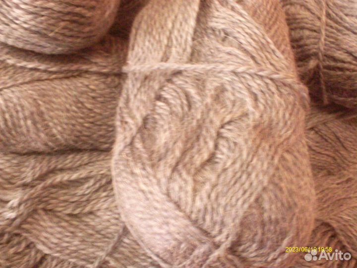 Нитки для вязания, 100 шерсть, 2 вида