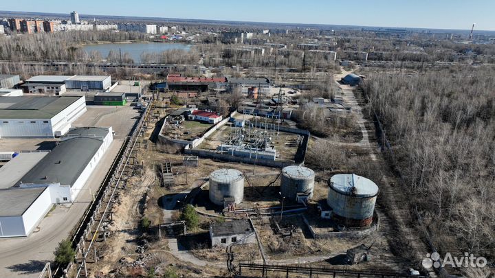 Здание для размещение бизнеса, 1958.3 м²