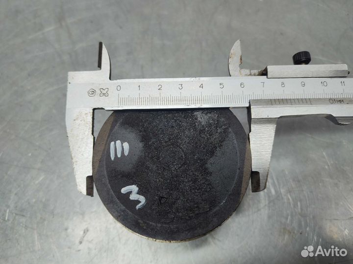 Поршень Nissan Sunny FB15 2000 г.в