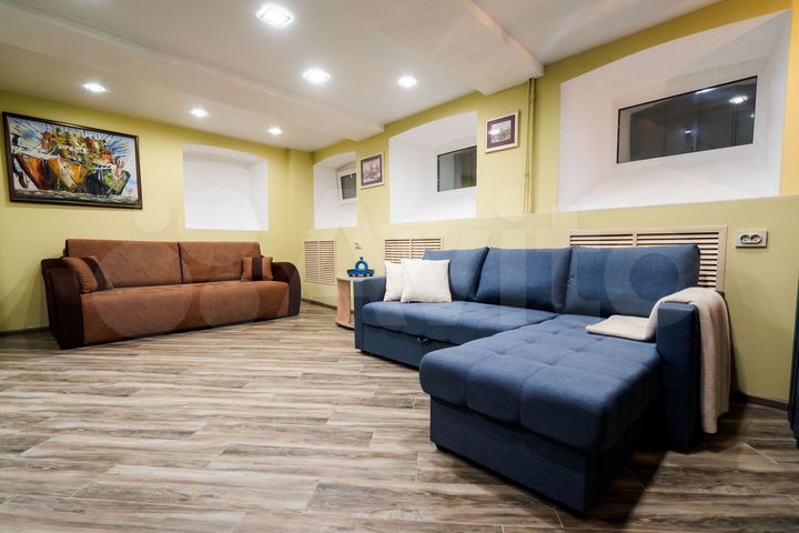 1-к. квартира, 55 м², 1/3 эт.