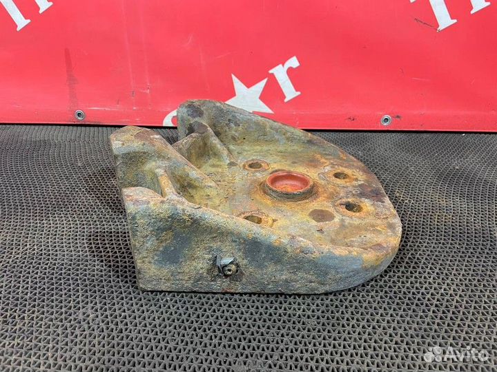 Кронштейн тяги реактивной Daf XF105