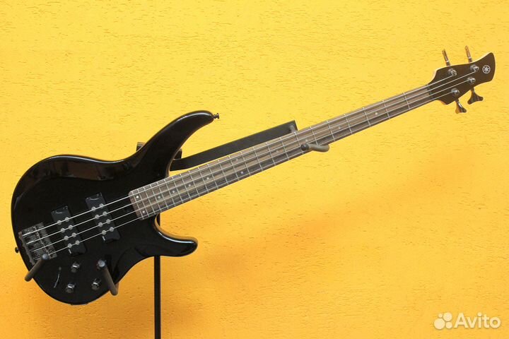 Yamaha trbx304 Bass