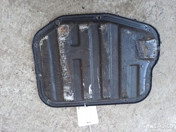 Поддон железный двигатель QR20DE