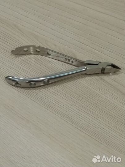 Кусачки для кутикулы 
