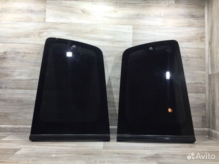 Стекло кузова заднее левое правое Pajero 3 Паджеро