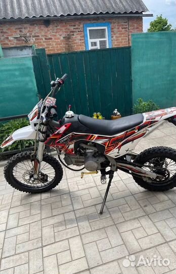 Geon X-Ride 150